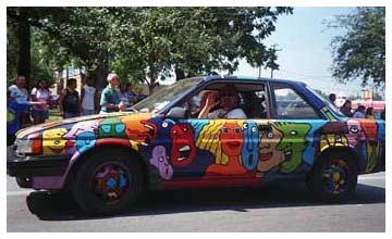 art_car.jpg (18229 bytes)